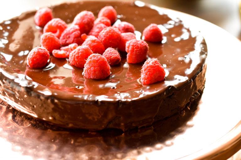 Flourless Chocolate Cake with Red Wine Reduction Ganache Social